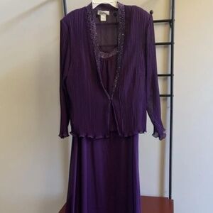 Womens Patra, size 16, long purple dress